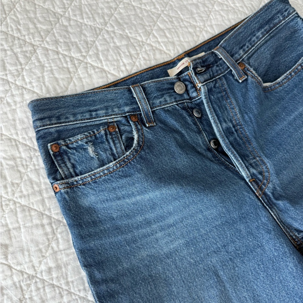 Levi’s Wedgie Straight Blue Denim Jeans - Picture 5 of 12